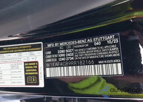 2024 Mercedes-Benz C 300 z USA, uszkodzony, nr VIN W1KAF4GB9RR182166